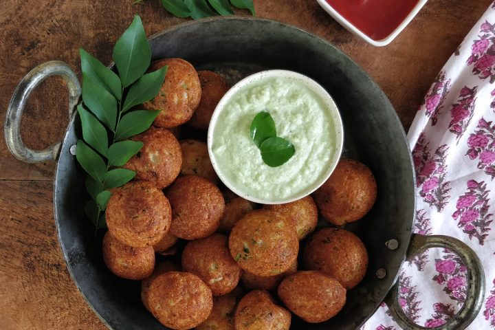 Instant Rava Appe/ appam/ paniyaram - quick, #healthy #vegetarian #snack #suji #semolina