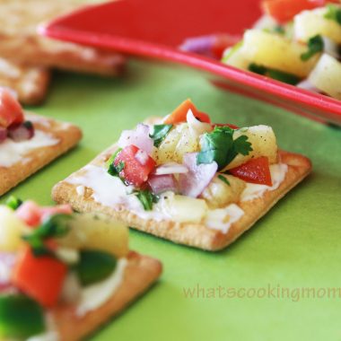 Pineapple salsa Canapes - yummy, easy to make, no cooking required, snack