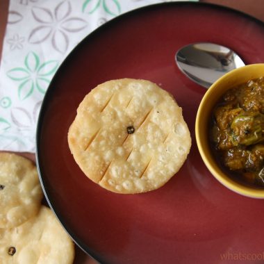 mathri - traditional diwali recipes, diwali snacks