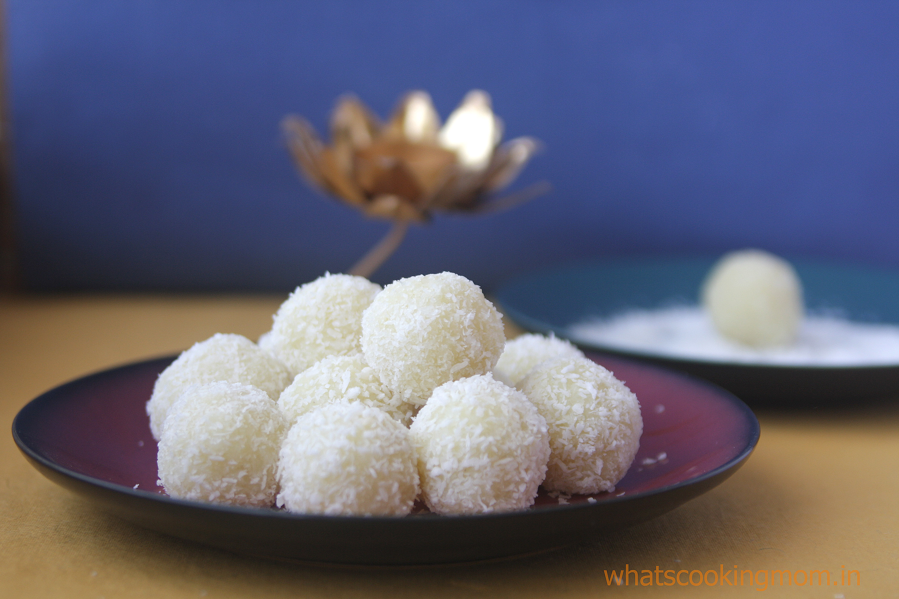 Nariyal ladoo - whats cooking mom