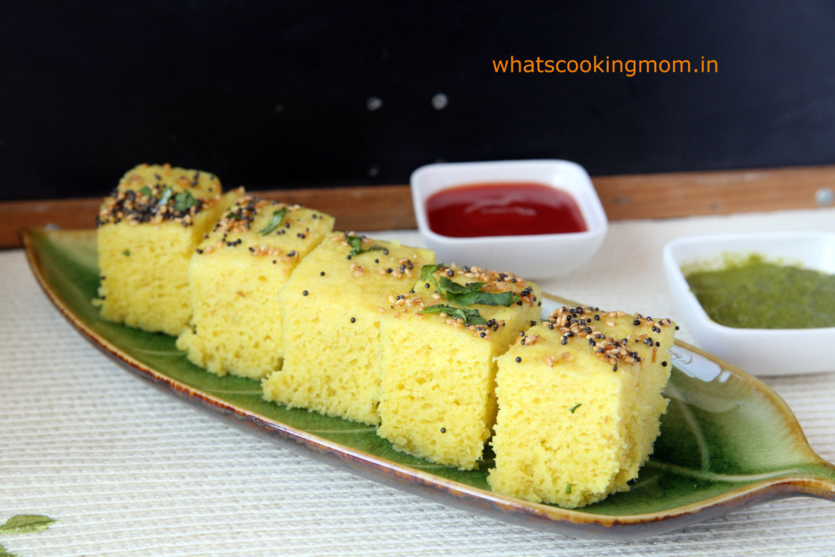 Moong dal dhokla - vegetarian, snack, breakfast, school lunch box, healthy, Indian, tiffin box ideas 