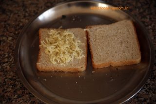Spinach corn toast- breakfast, snack, appetizer, vegetarian, kids lunch box, tiffin ideas