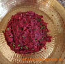 Beetroot Cutlets - veg patties made with beetroots, potatoes, carrot and peas. #vegetarian #snack #teatimesnack #breakfast #indian